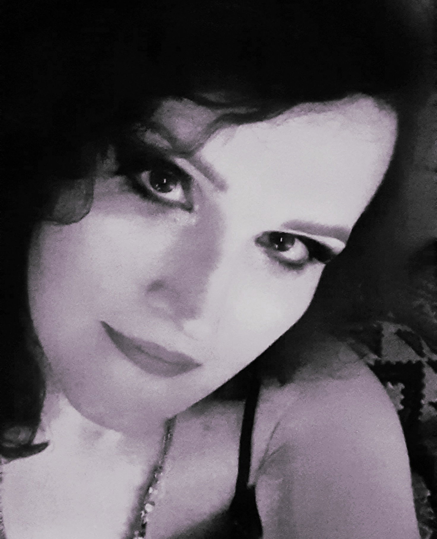 Holly Hawthorne's avatar