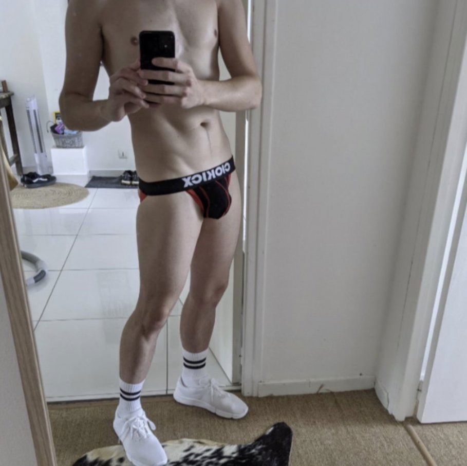 London Socks Twink's avatar