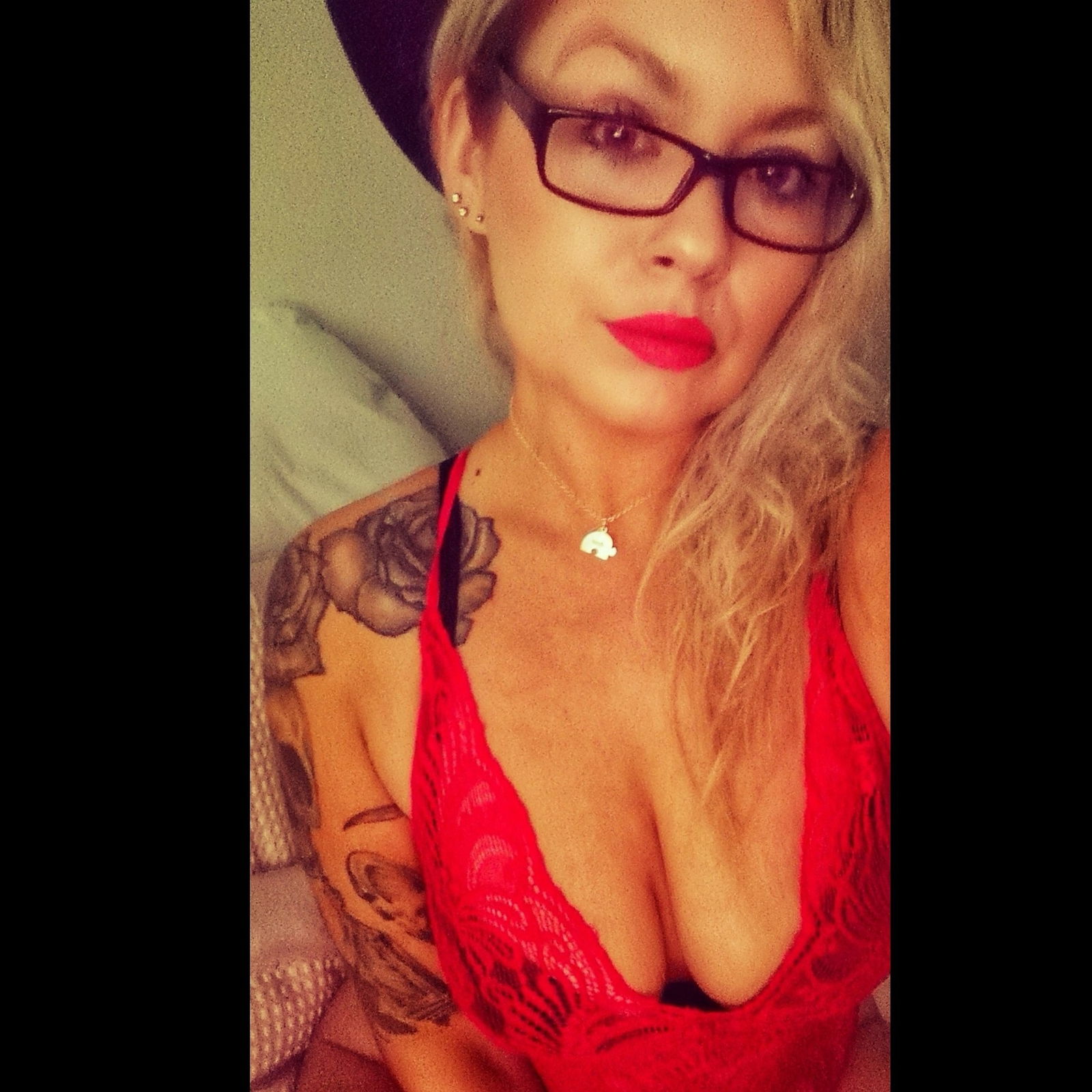 ✨ CurvyInk ✨'s avatar