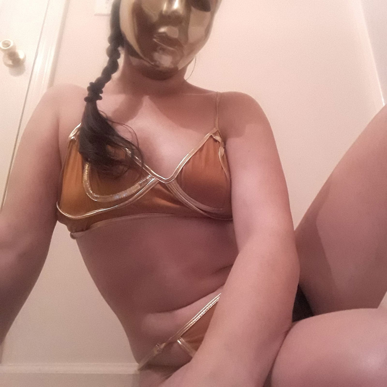 Jenny Solo's avatar