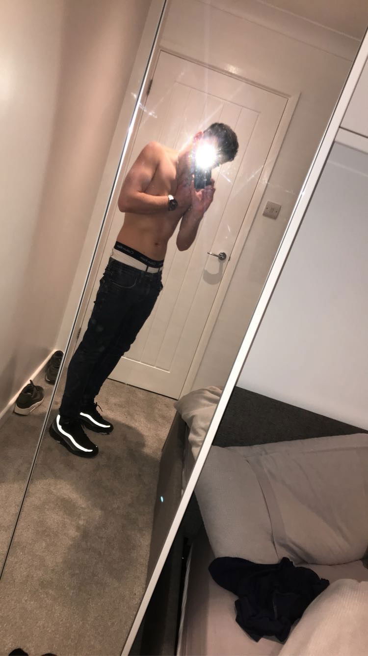 😜