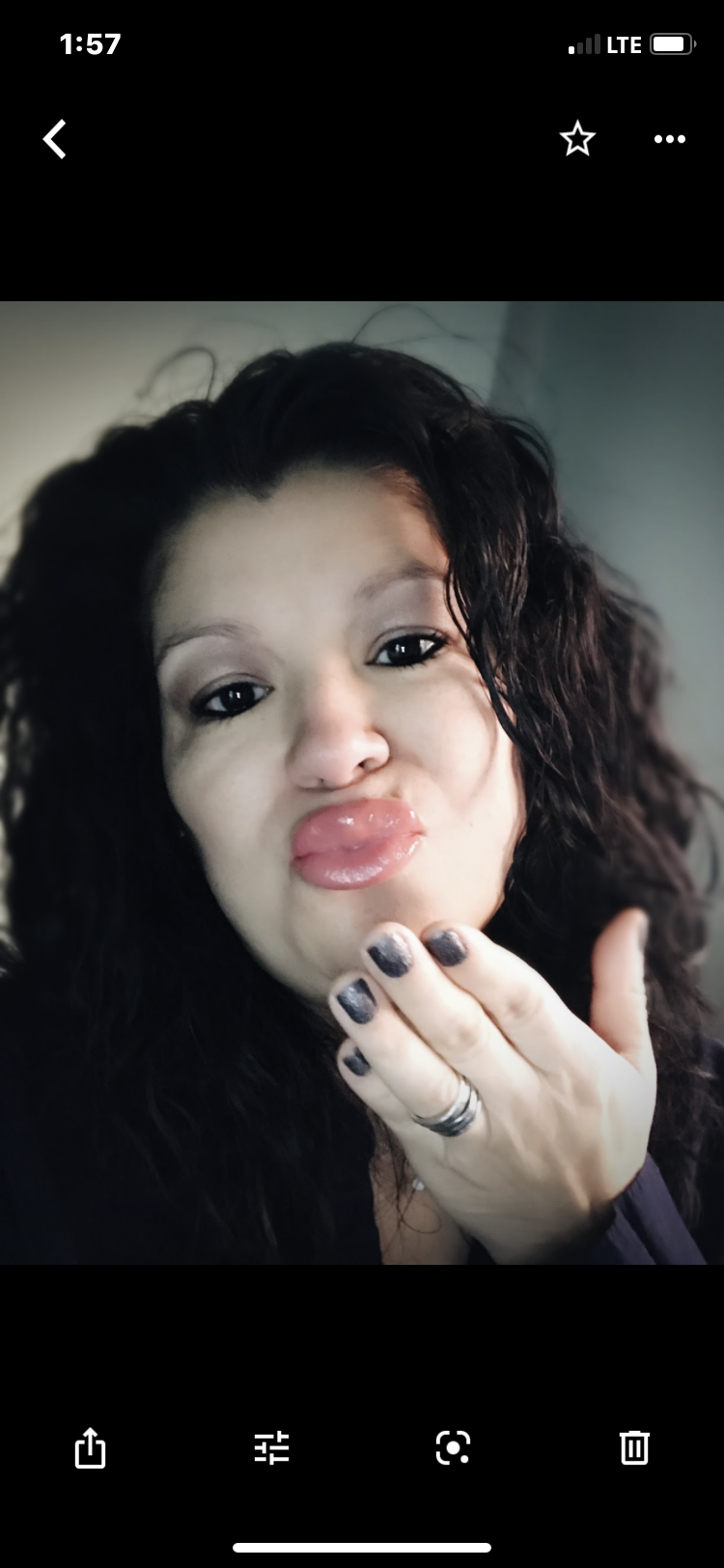 Regina Morrow's avatar