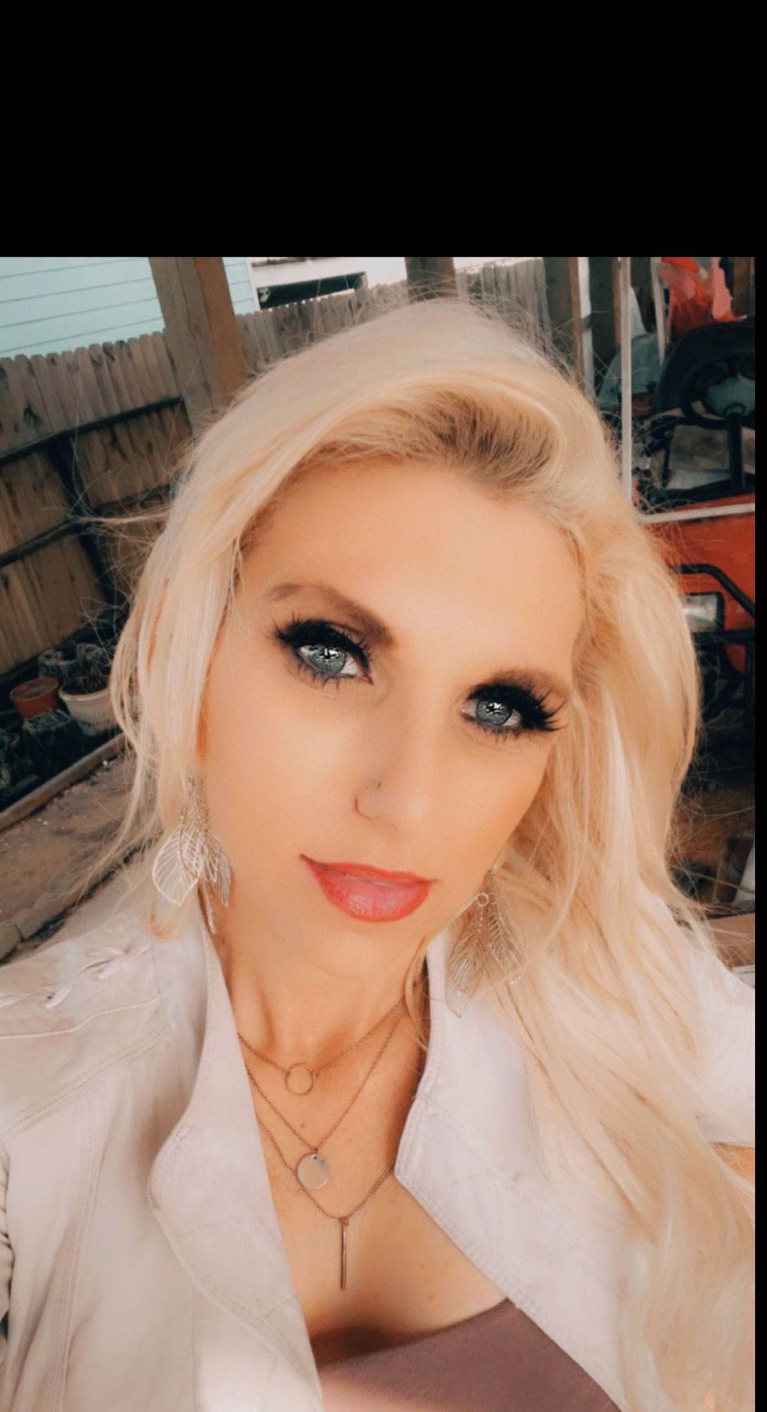 stacey hollywood's avatar