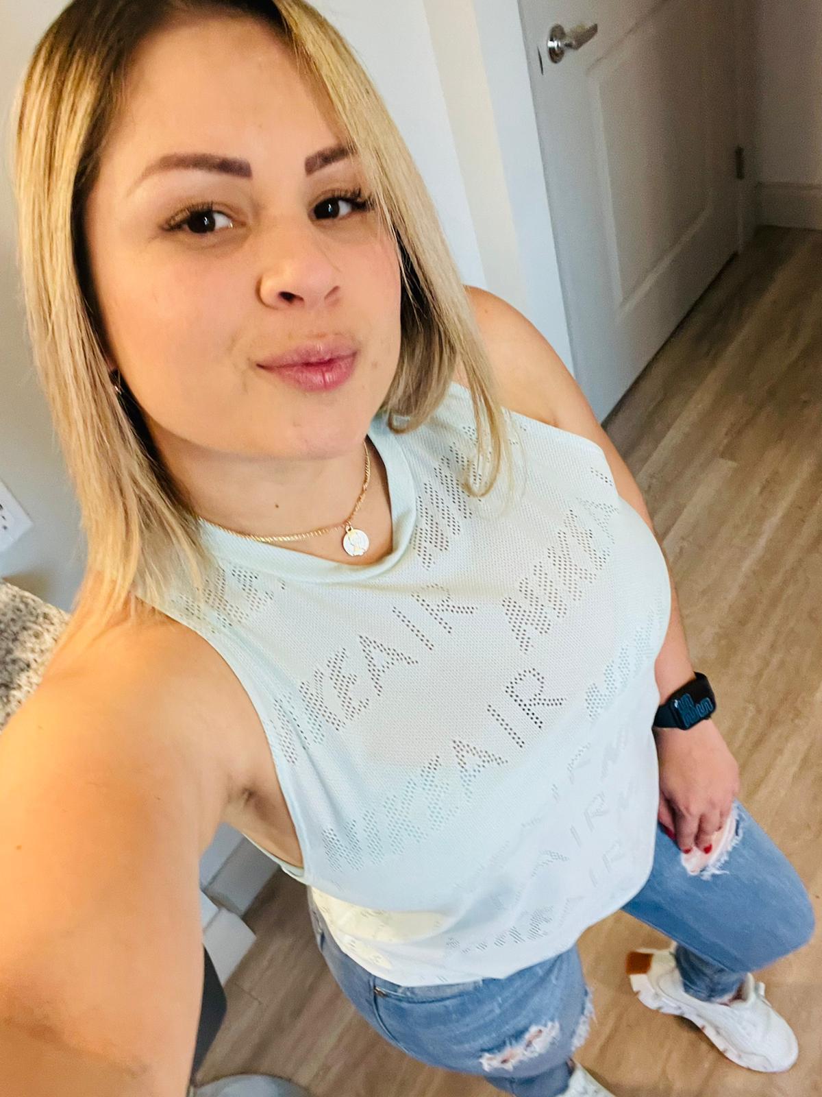 yenis diaz's avatar