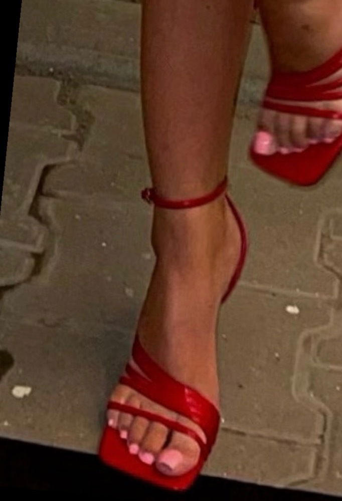 Rose Star Legs's avatar
