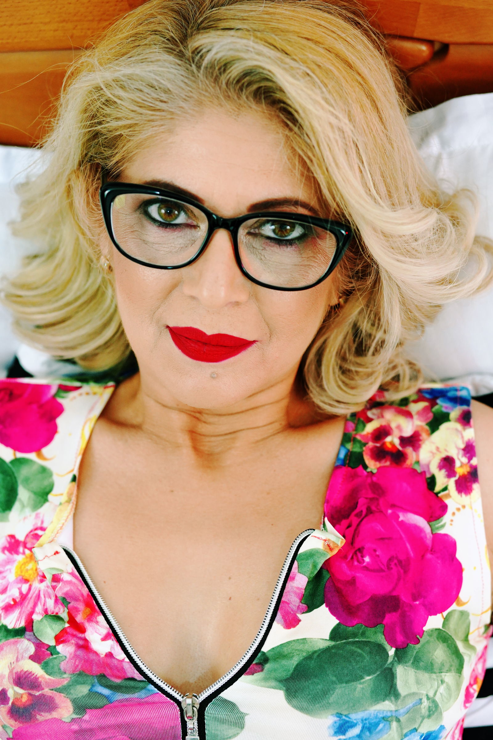 Ione's avatar