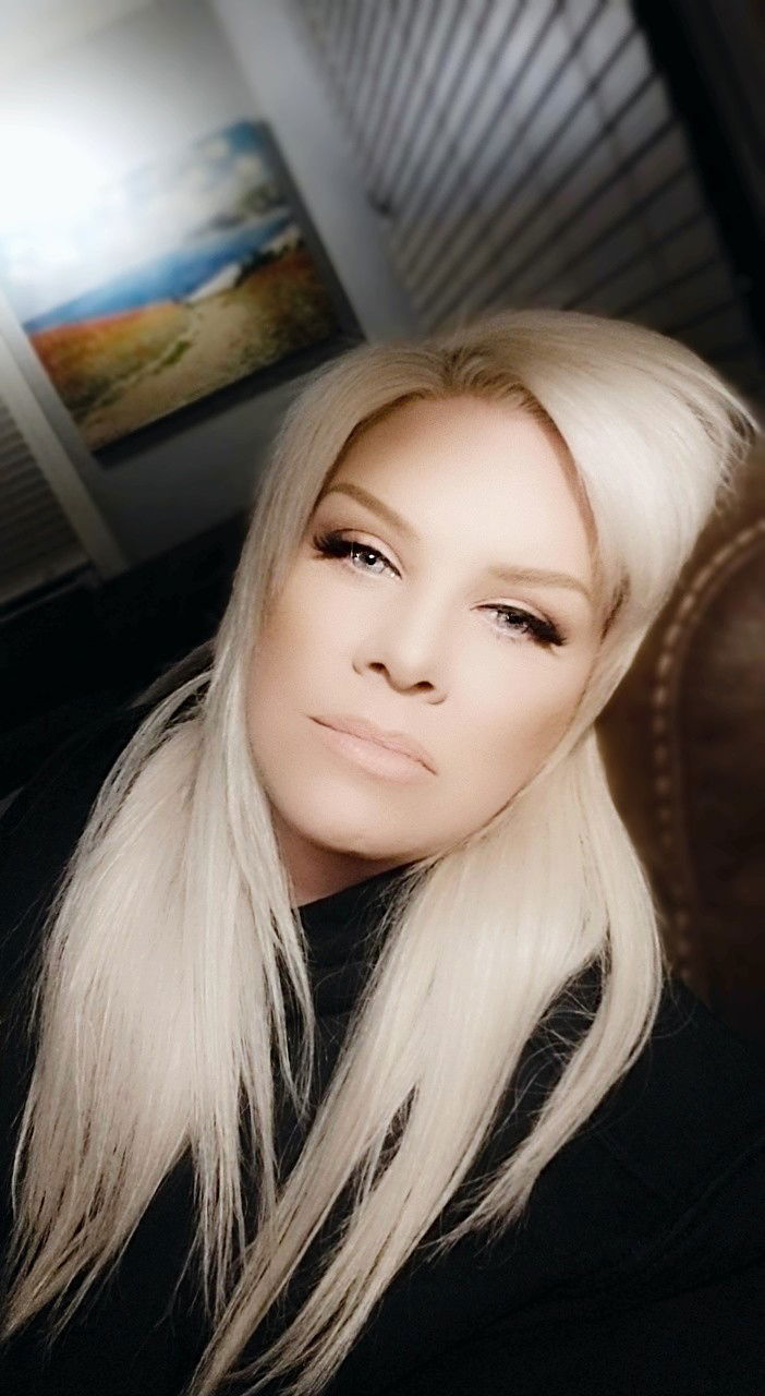 RedViqueen's avatar
