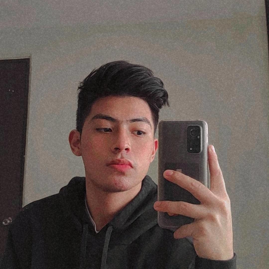 Luis Eduardo's avatar