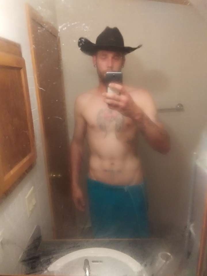C0untrystudd90's avatar