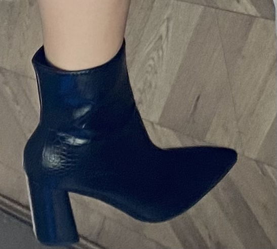 Flirtatious Feet