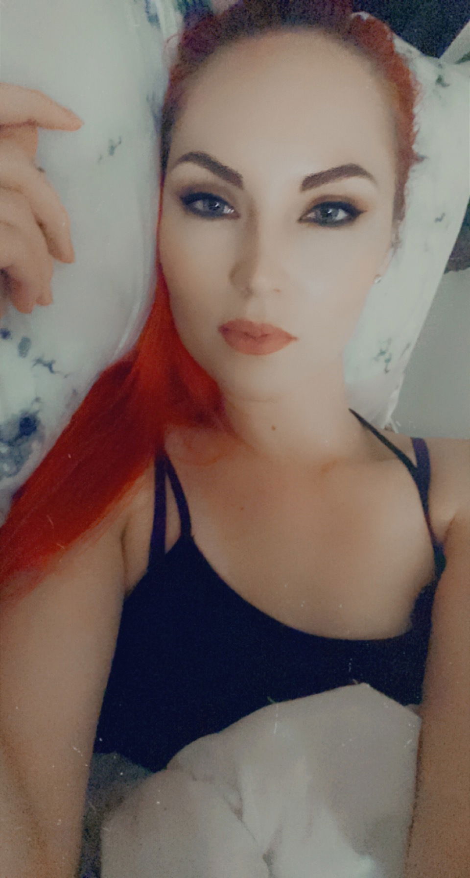 Miss Elyse's avatar