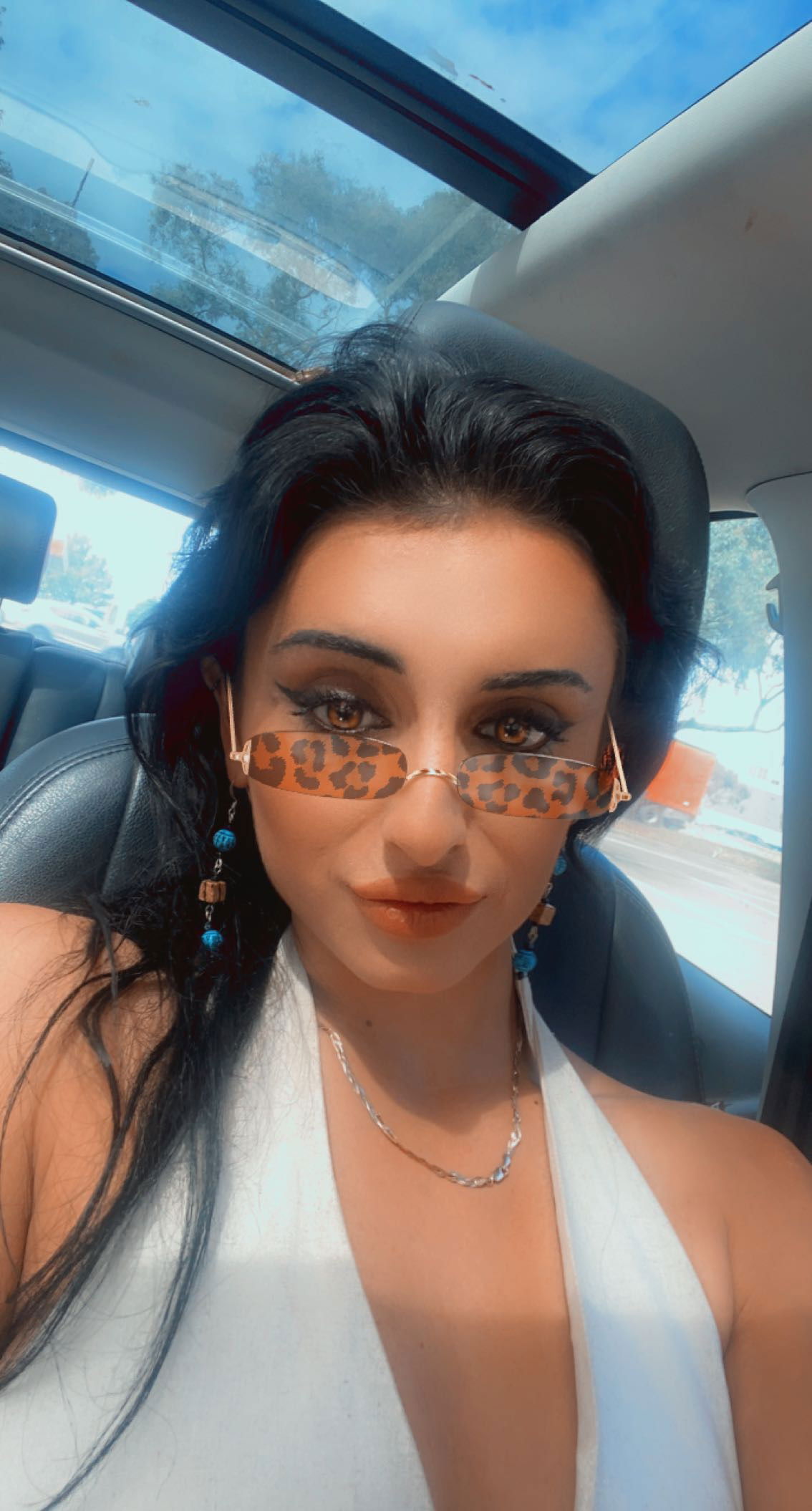 beautybeneath_'s avatar