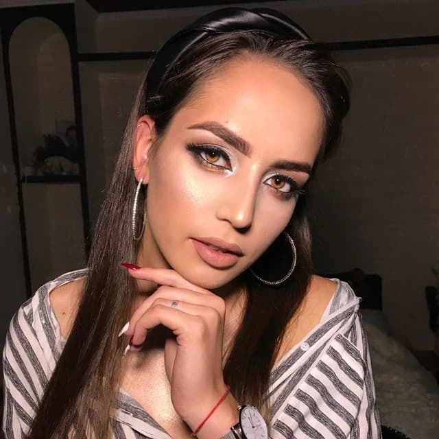 Kriss Love's avatar