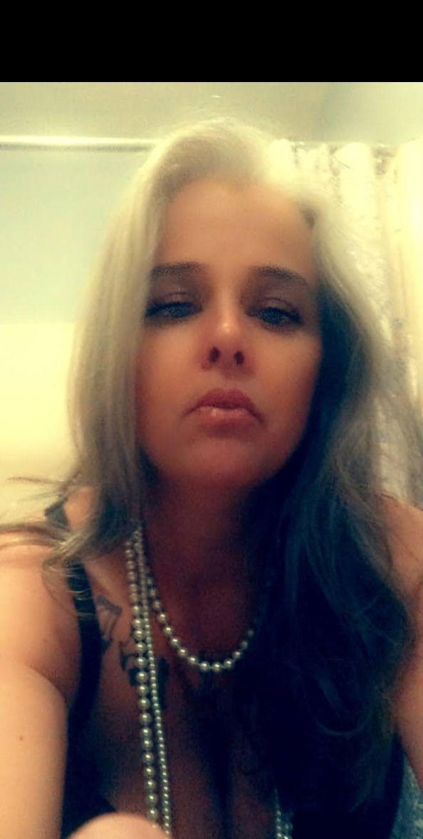 Heather Eva's avatar