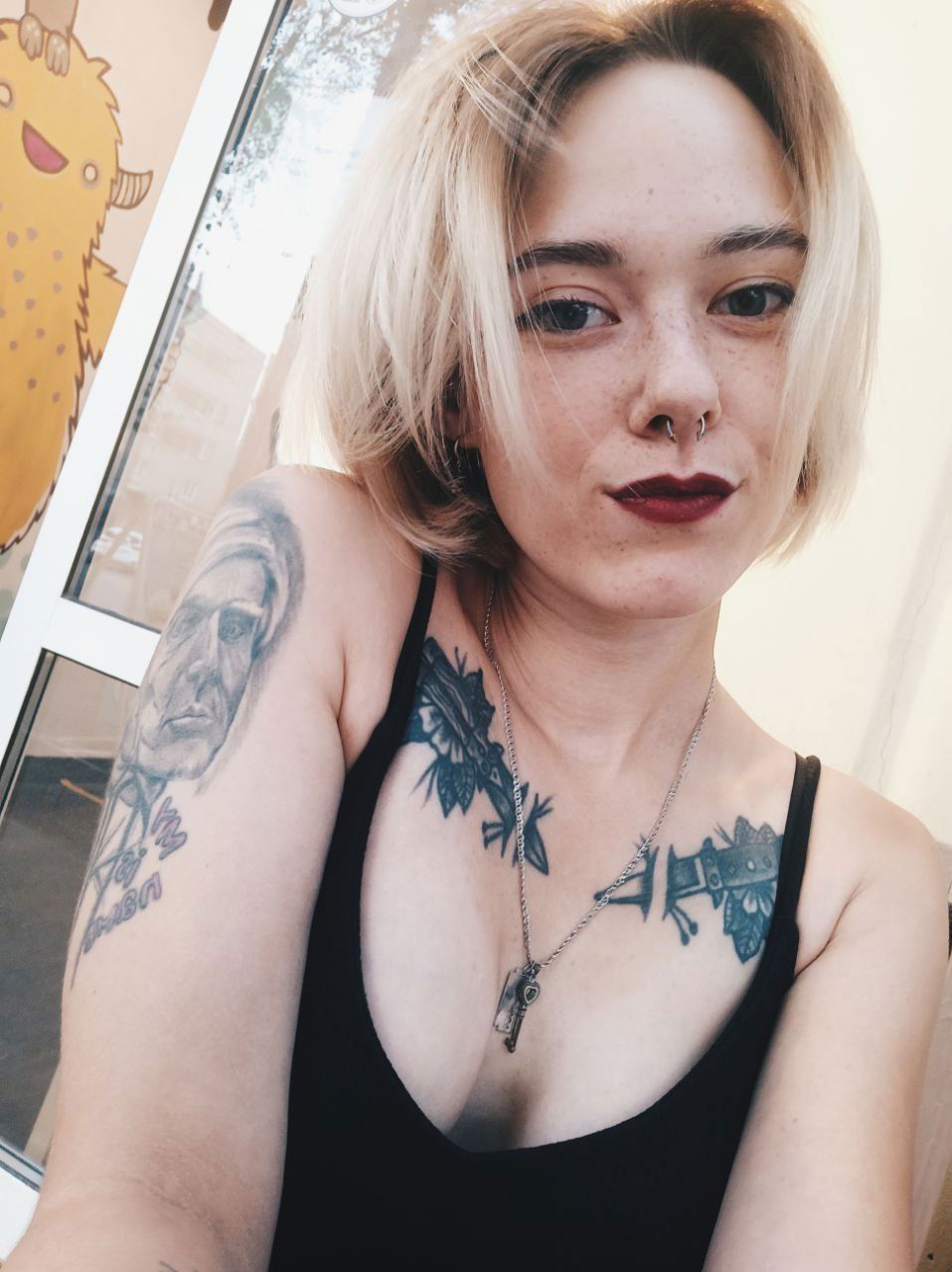 Sarah Rayhel's avatar
