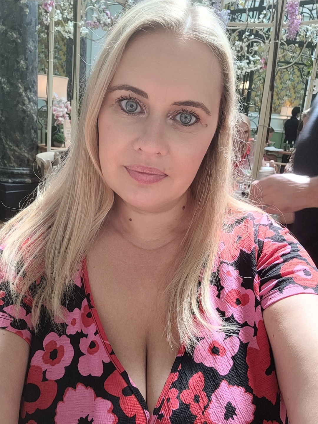 Debbie's avatar