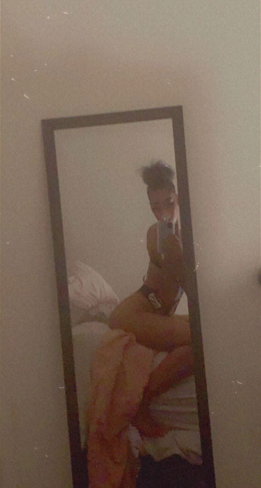 Alluring.mommy's avatar