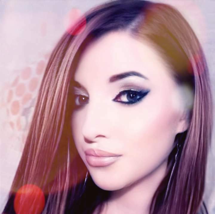 Alexandra's avatar
