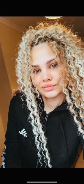 Alexandra_21's avatar