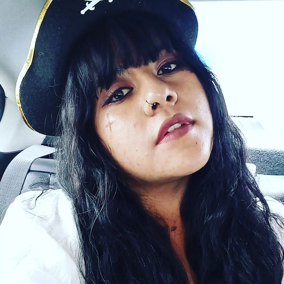 Nahomi Mena's avatar