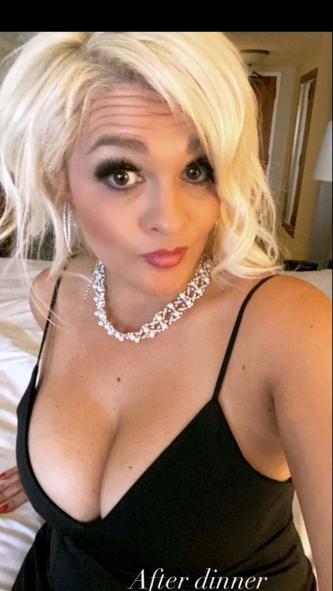 SEXY_SNOWBUNNY
