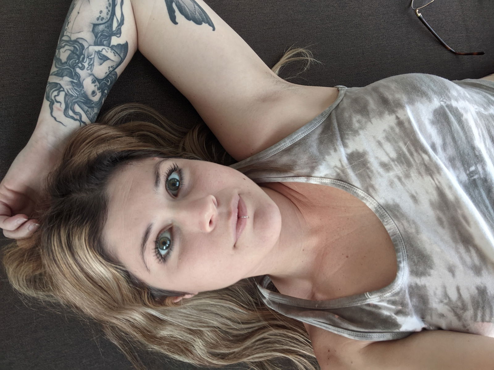 bella33