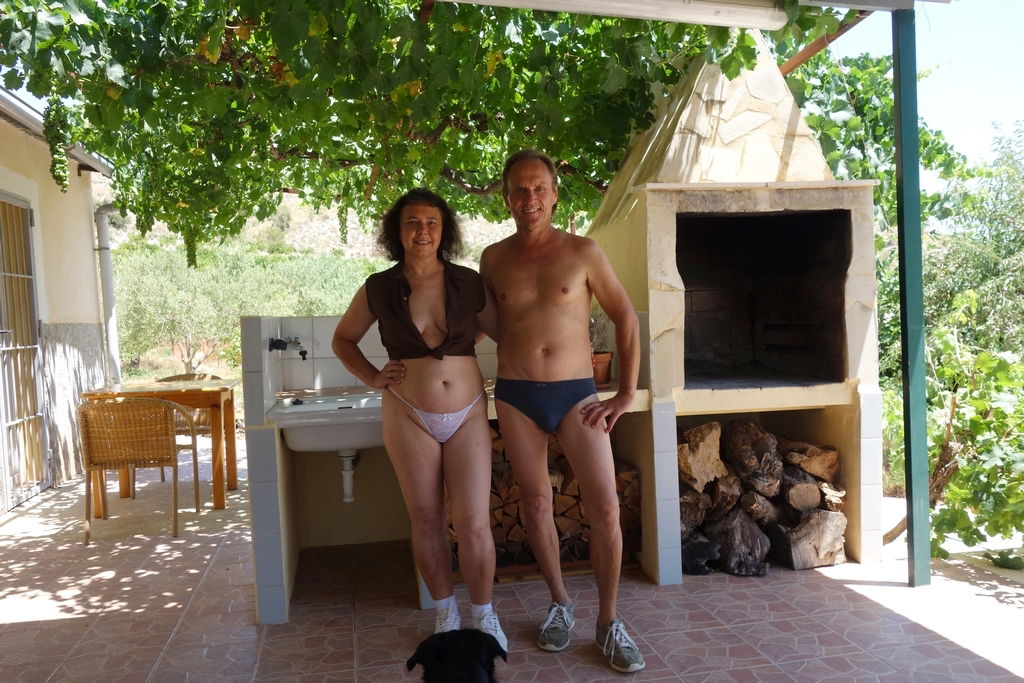 Nakedsunshinecouple's avatar