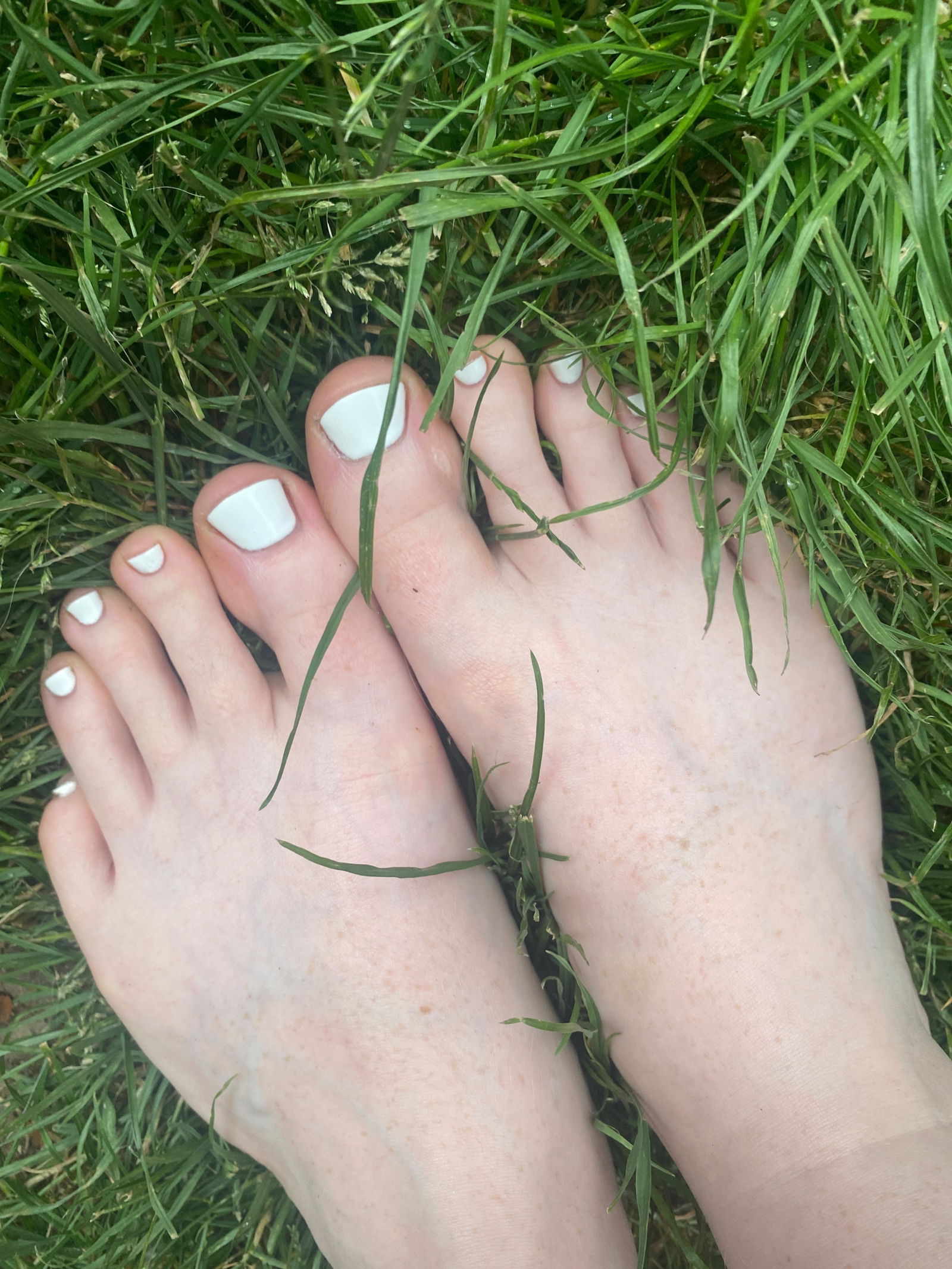 Hotfeet26's avatar