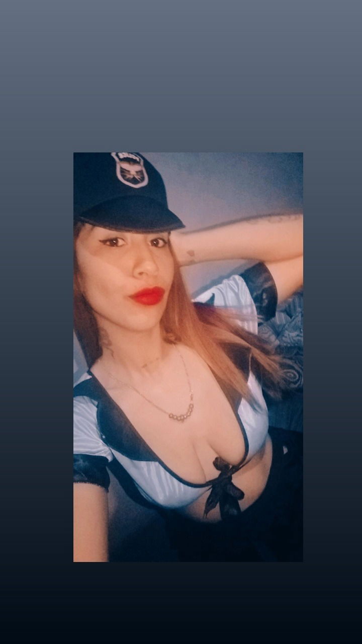 Hot brunette 😈🤤's avatar