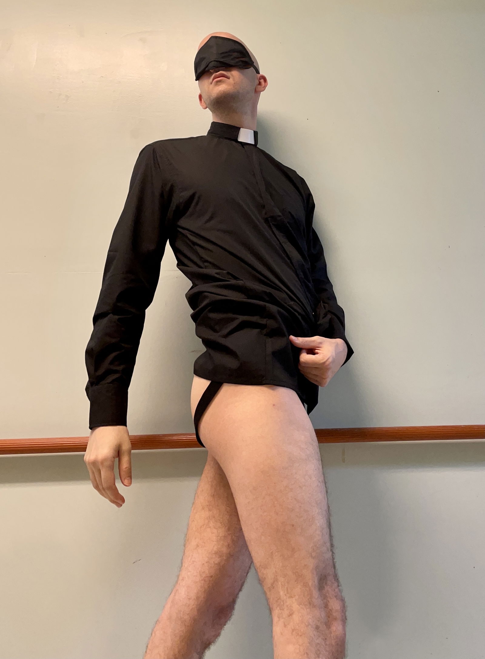 Undercover Priest's avatar