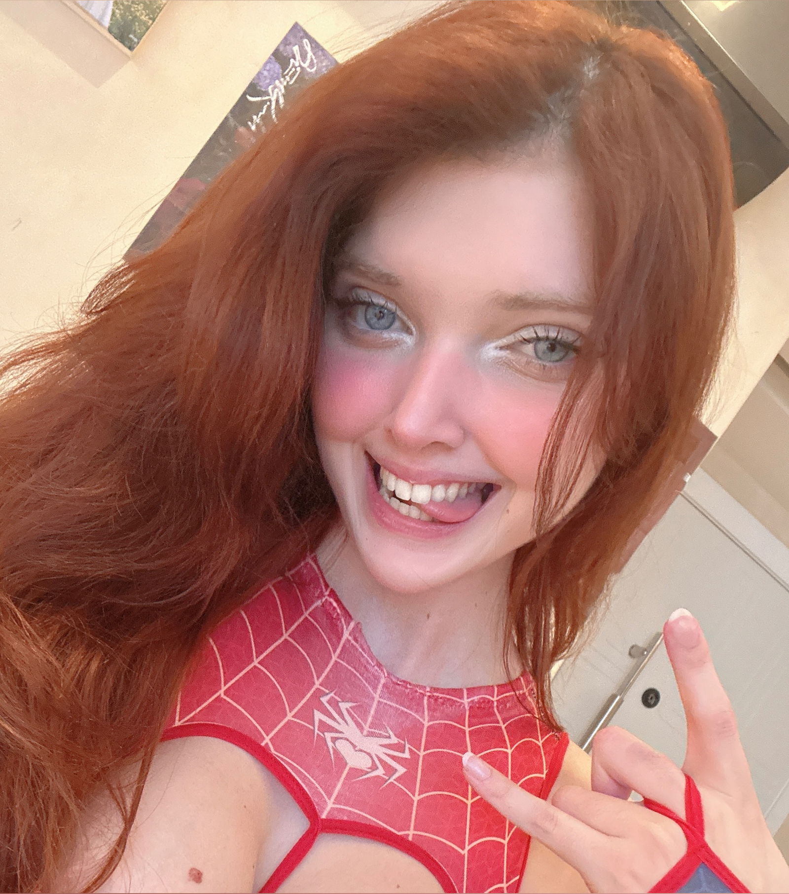 Lindsay 🏳️‍⚧️🇧🇷's avatar