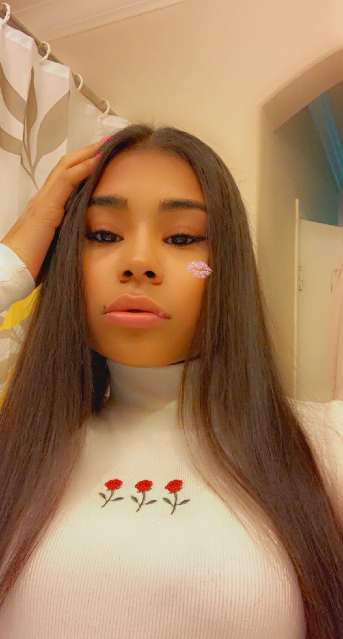 Angelina 🍒's avatar