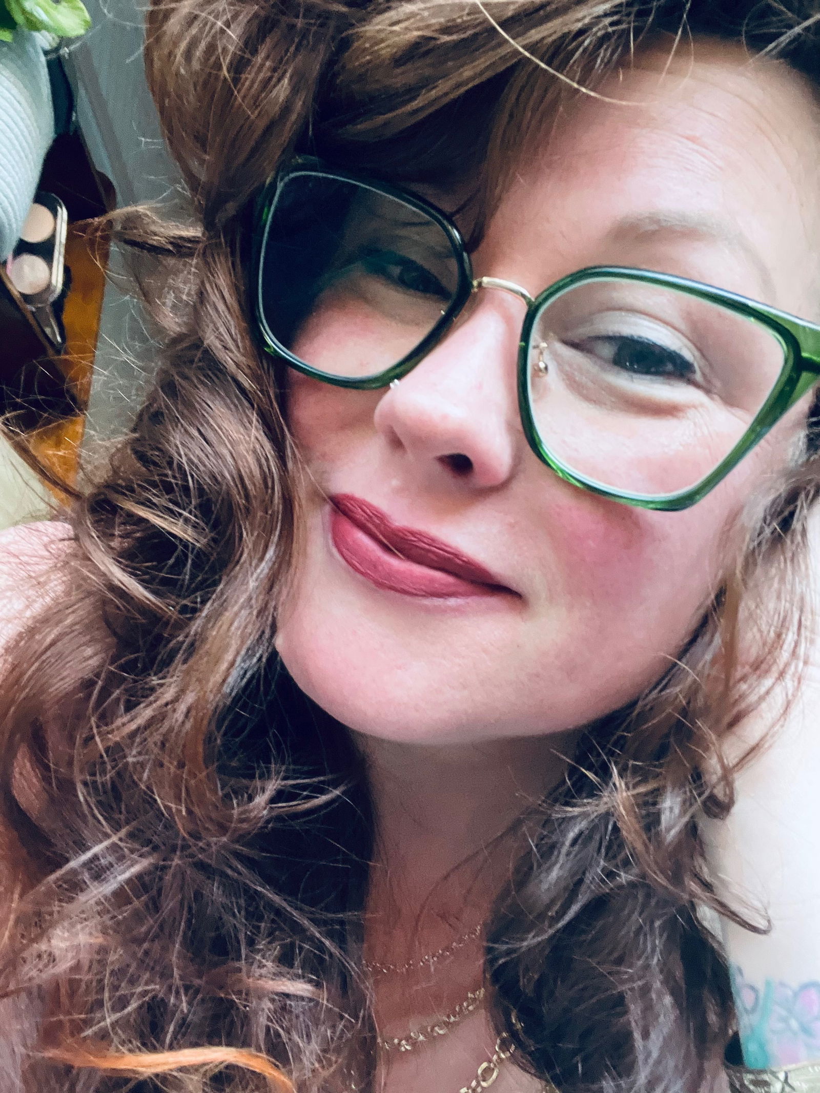 Vera Lowell's avatar