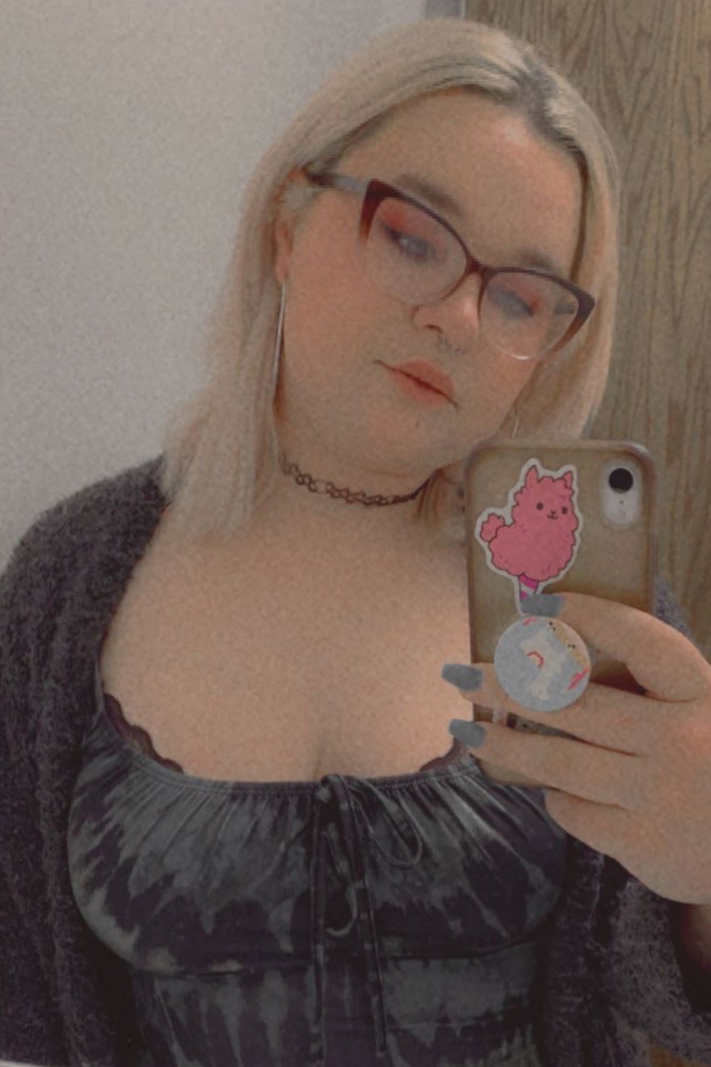 Violet Rose's avatar