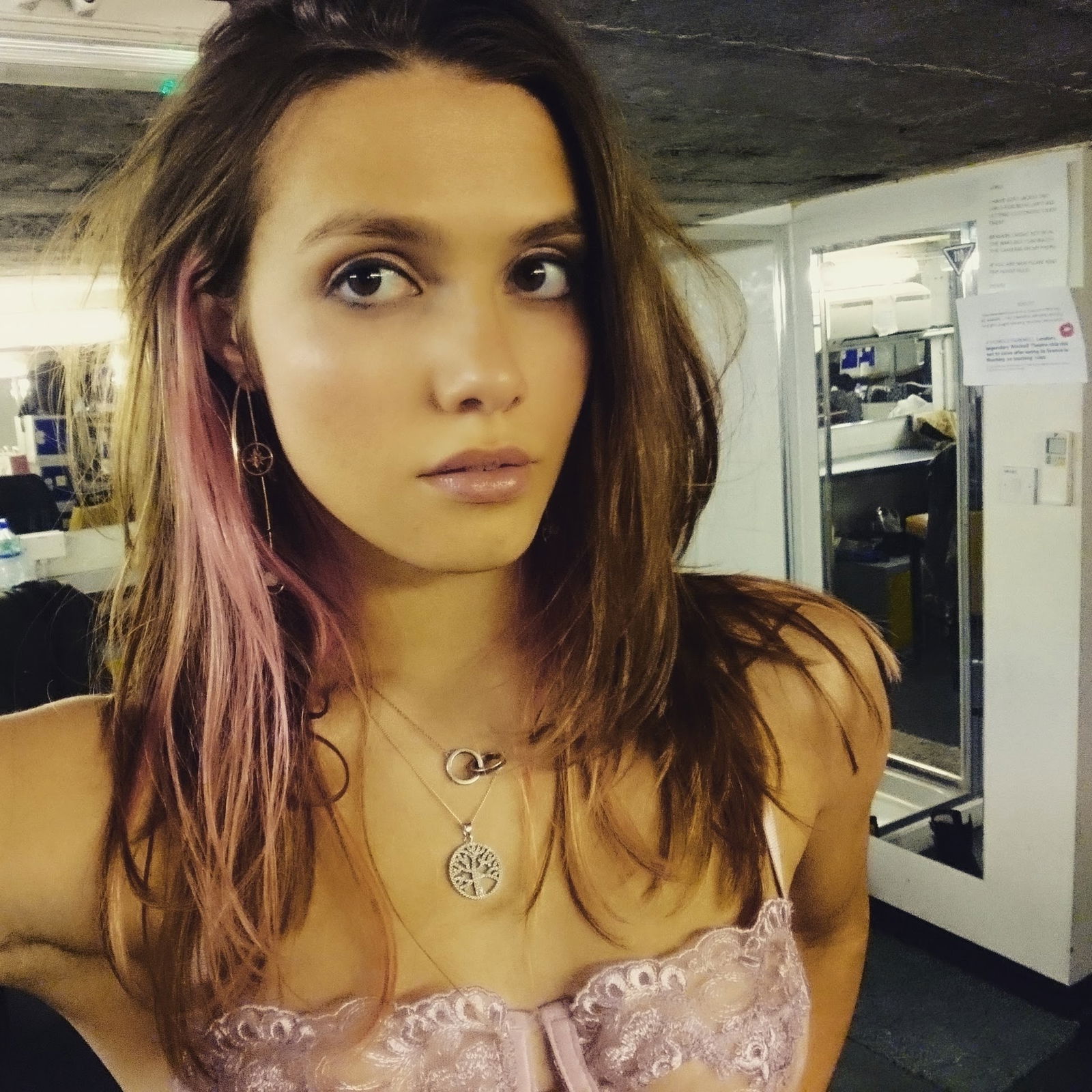 Violet Fox's avatar