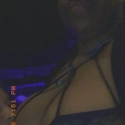 Val's avatar