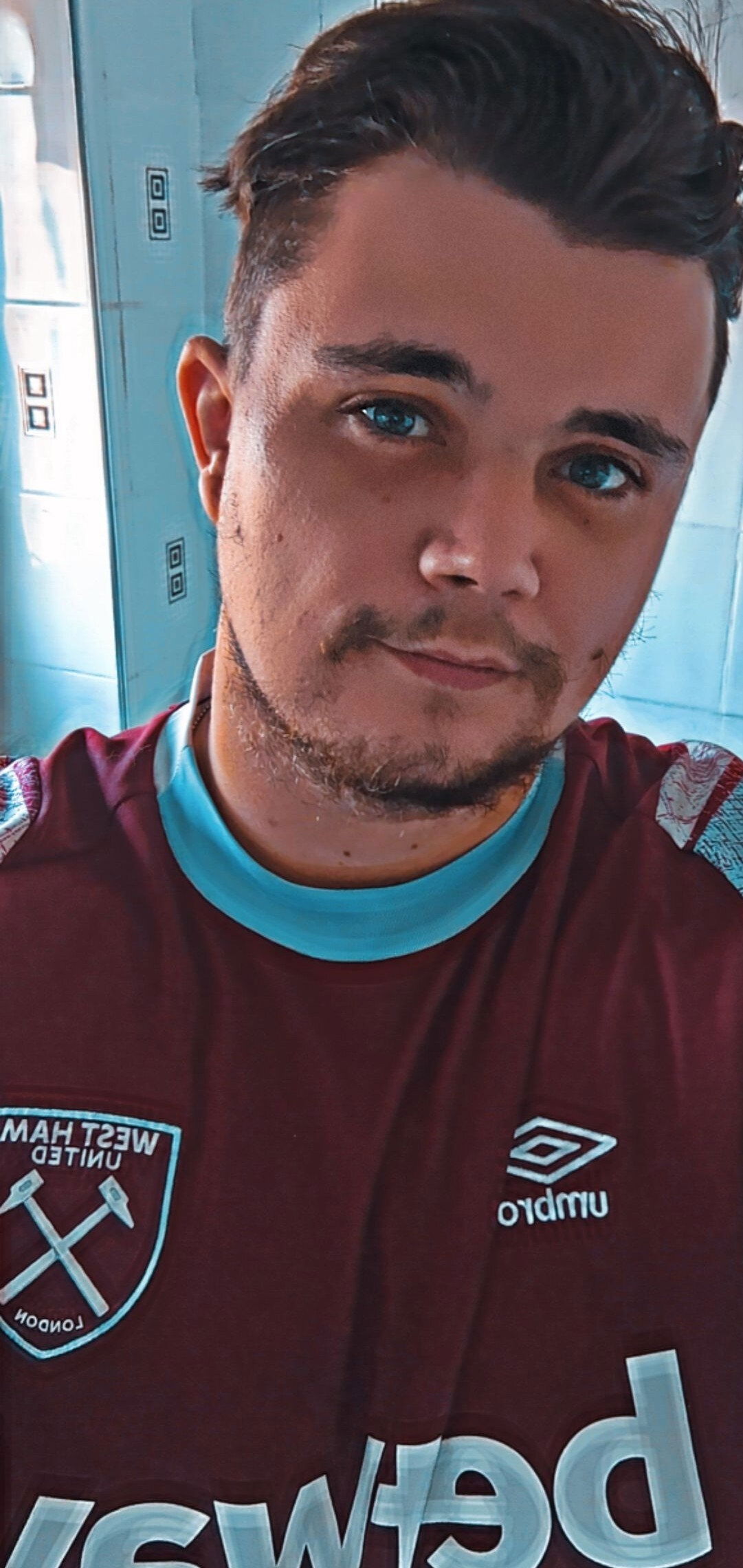 Liam Webster's avatar