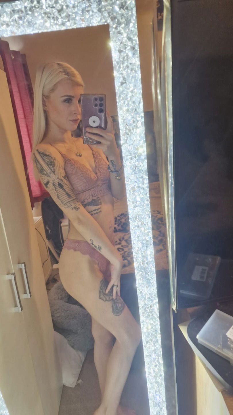 Wife In Control 😈💦's avatar