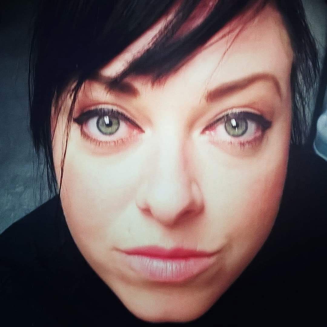 WifeyBlowsBest's avatar