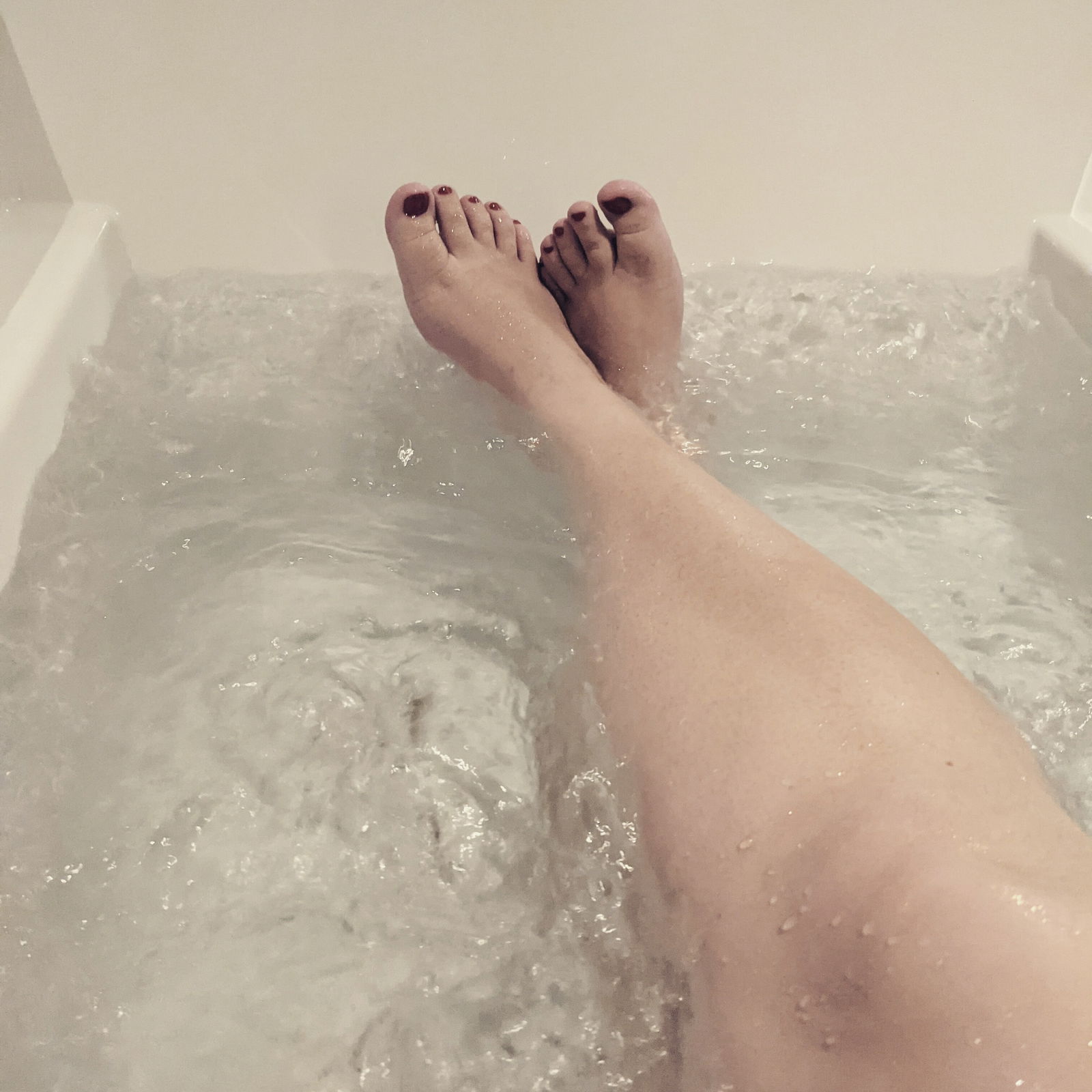 WitchyMomFeet's avatar