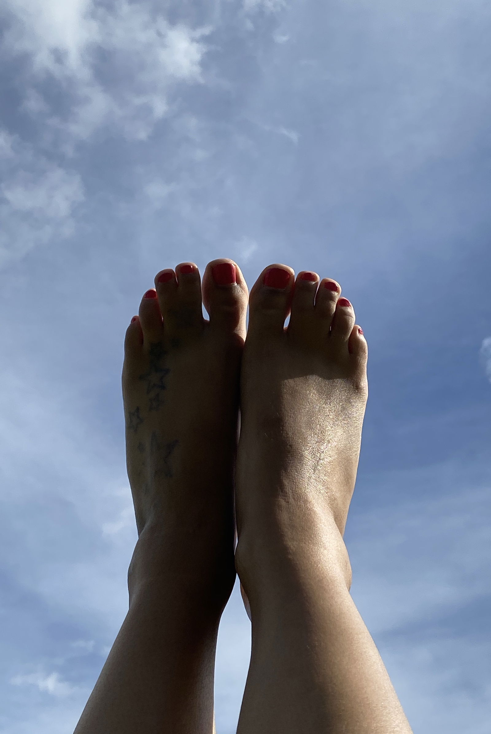 FantasyFeet's avatar