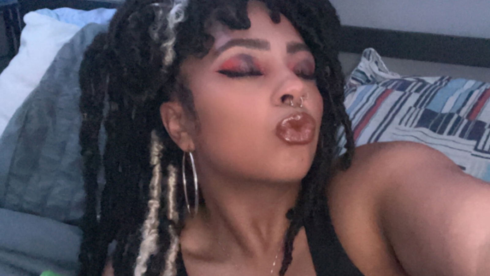 CaramelBlondie's avatar