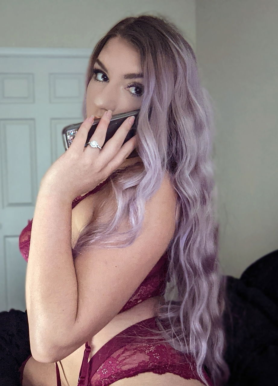 𝕮𝖍𝖆𝖗𝖑𝖔𝖙𝖙𝖊 𝕰𝖚𝖕𝖍𝖔𝖗𝖎𝖆 ♡'s avatar