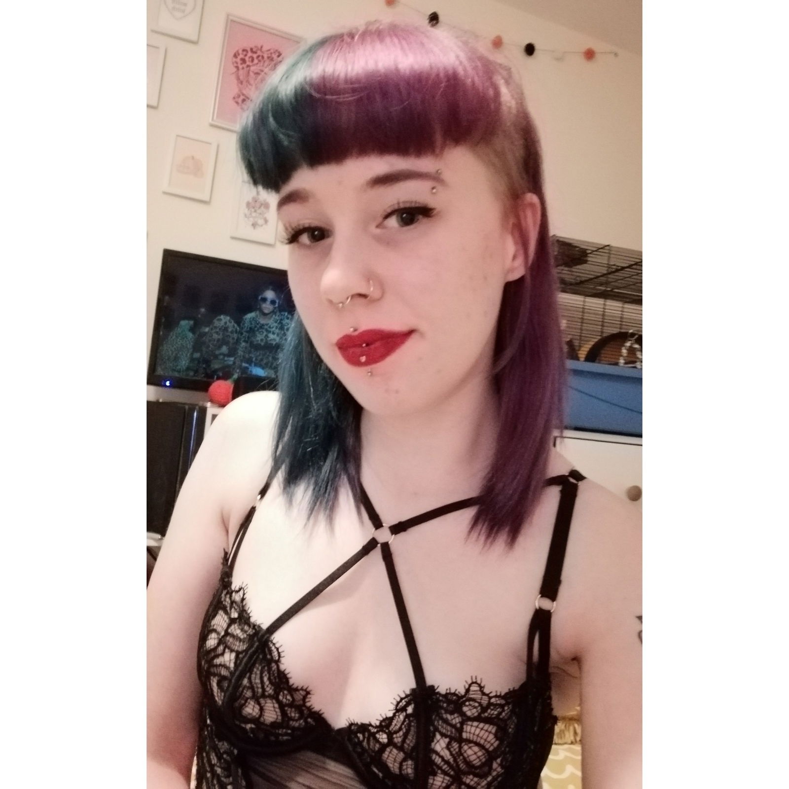 Goddess Kira's avatar