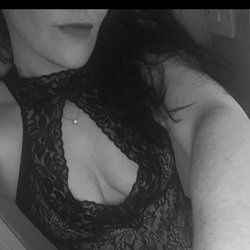 Chezlou's avatar