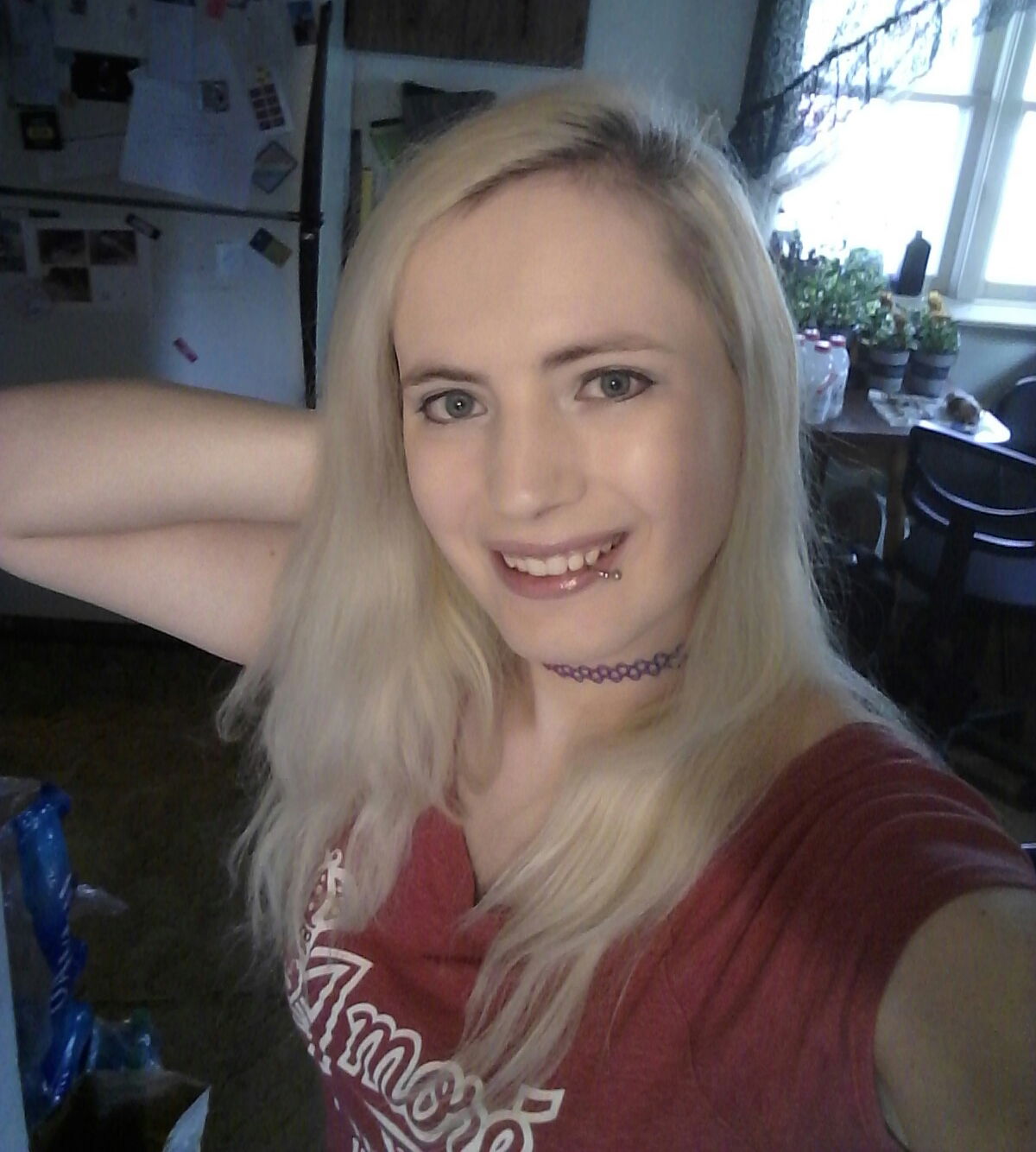 x Michelle H's avatar