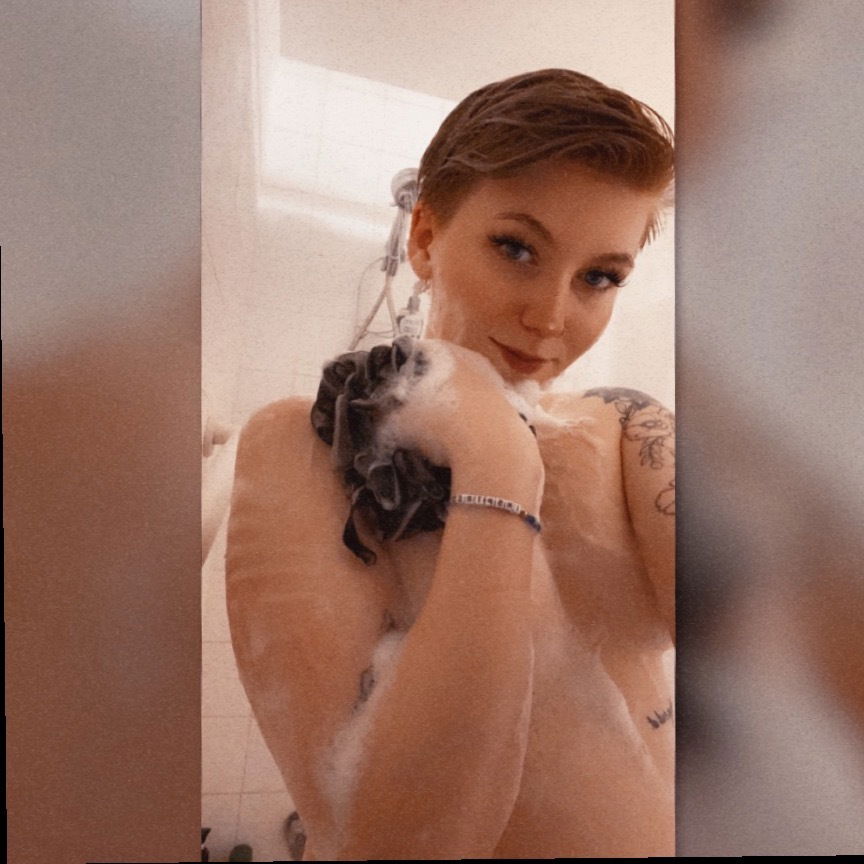 SexyLexi's avatar