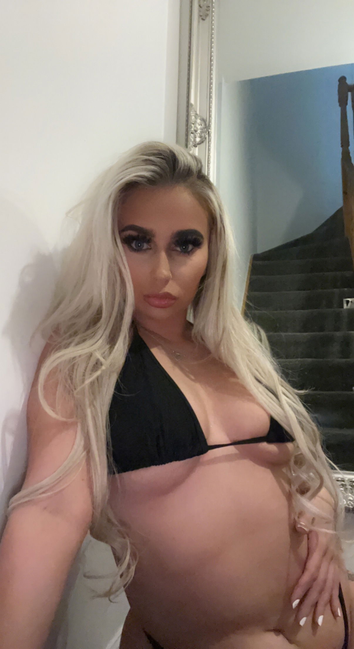 Toni 🥰's avatar