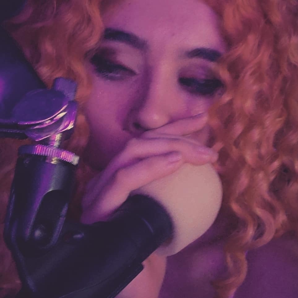 Yasmine Lux's avatar