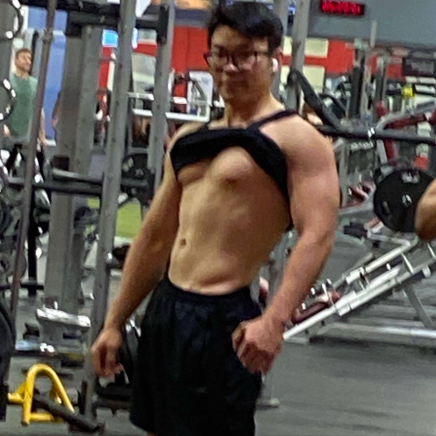 Nguyen Eggroll's avatar